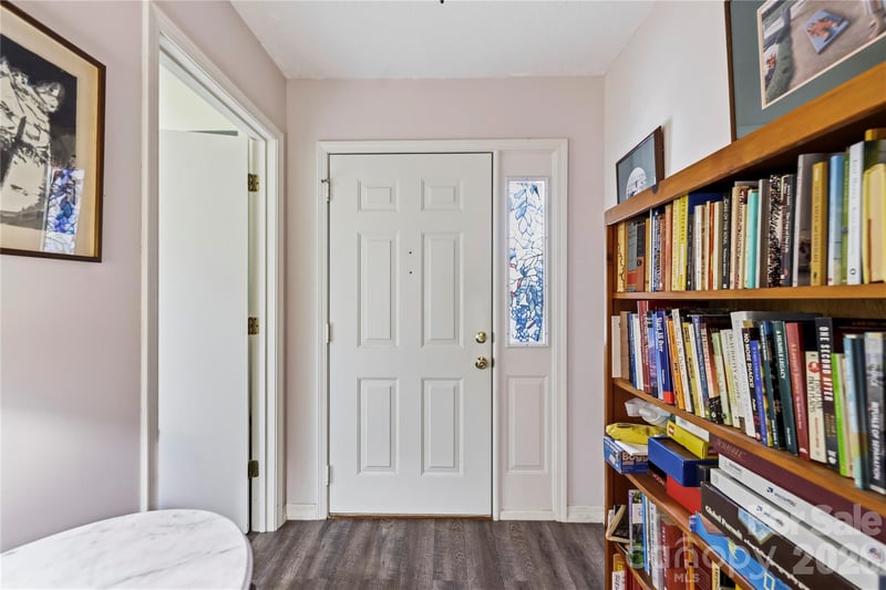 13 Llama Vista Ct, Black Mountain, NC 28711