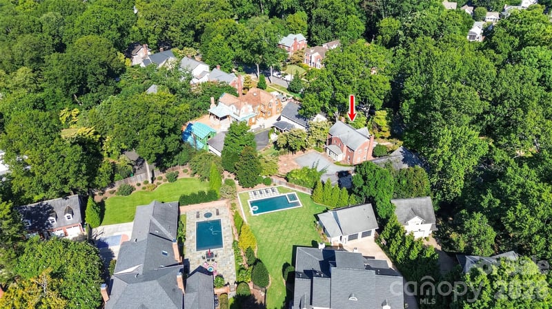 823-825 Henley Pl, Charlotte, NC 28207