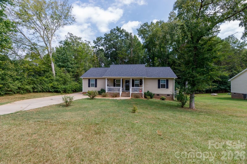 2246 Pacer Dr, Lancaster, SC 29720