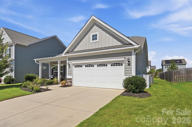 8415 Dumphries Dr, Huntersville, NC 28078