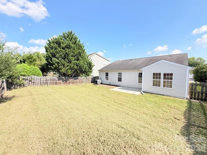 10215 Orchard Grass Ct, Charlotte, NC 28278