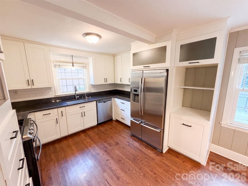 1527 Burnley Rd, Charlotte, NC 28210