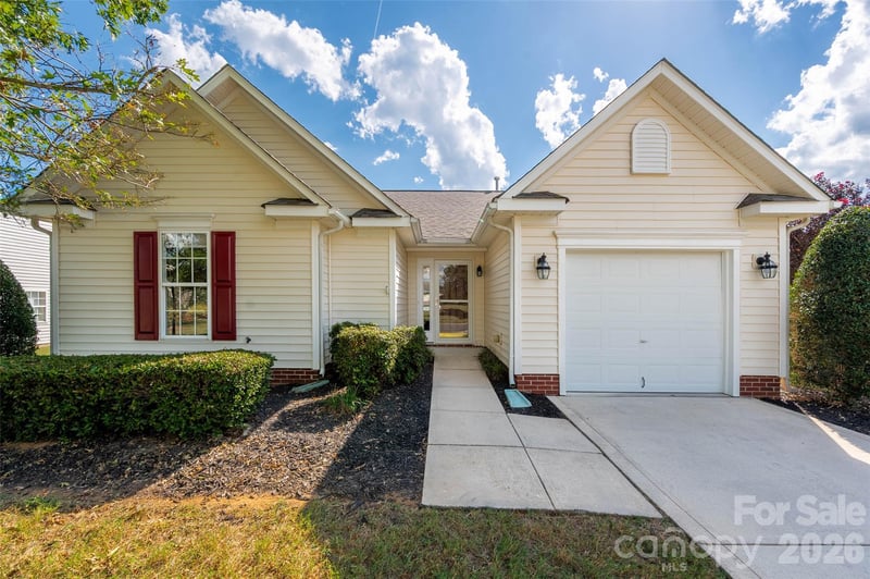 1011 Holly Villa Cir, Indian Trail, NC 28079