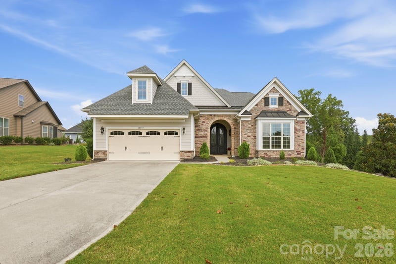 12047 Cove Ct, Charlotte, NC 28278