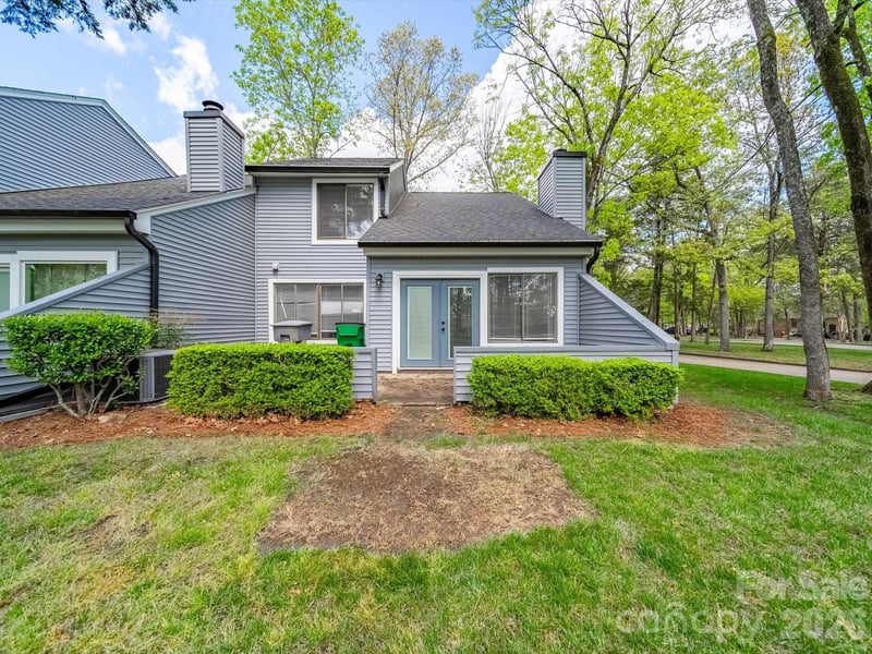 11222 Carmel Chace Dr, Charlotte, NC 28226