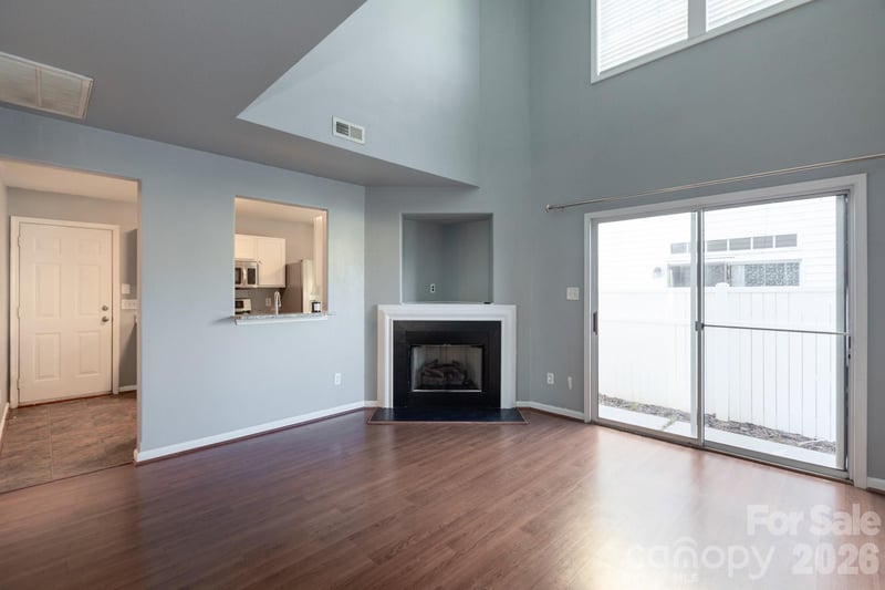 1521 Hyacinth Ct, Charlotte, NC 28215