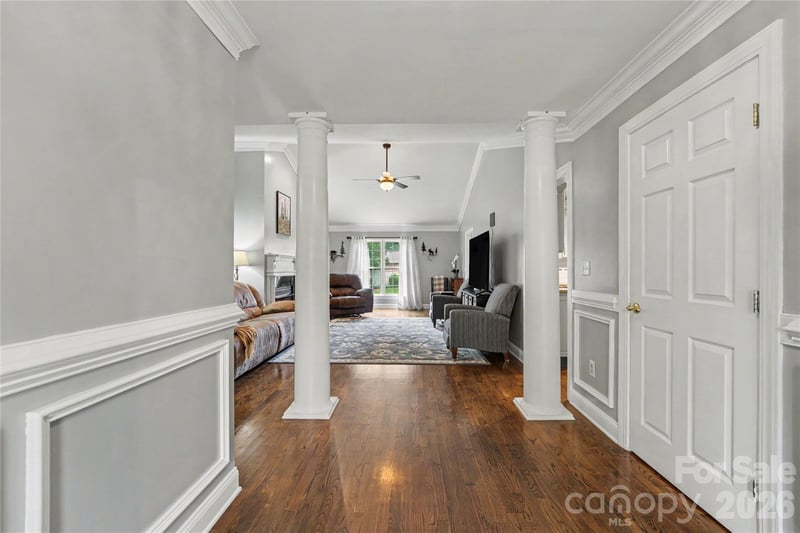 1085 Merrywood Dr, Newton, NC 28658