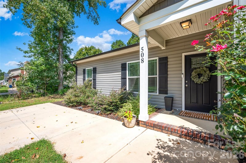 508 Willow Rd, Salisbury, NC 28147