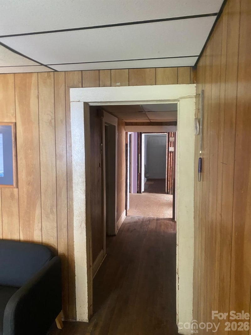 211 E Washington Ave, Bessemer City, NC 28016