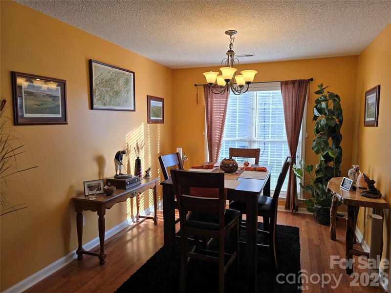 77 Stonehollow Rd, Fletcher, NC 28732