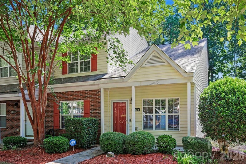 10134 Frosty Ln, Charlotte, NC 28216