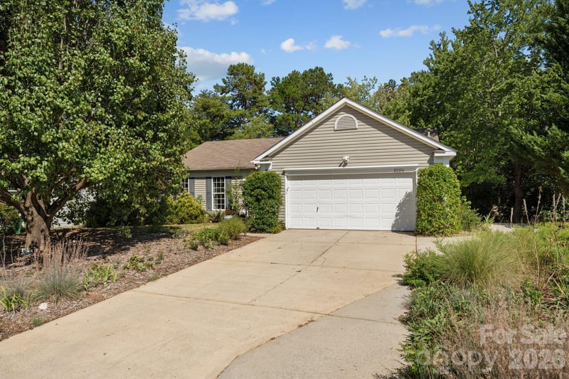 5204 Ashie Ave, Matthews, NC 28104
