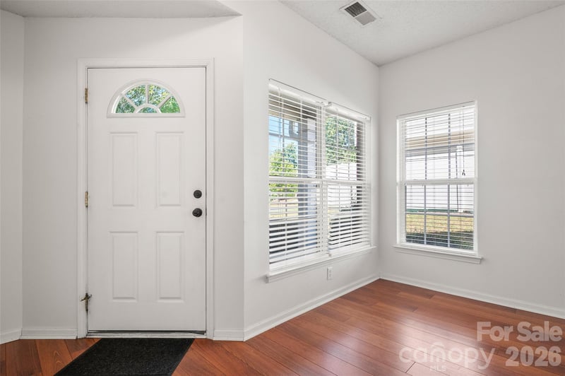 2738 Mill Valley Ct, Matthews, NC 28105