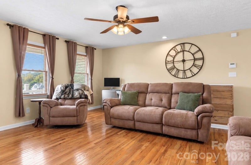 3209 Timothy Ln, Lincolnton, NC 28092