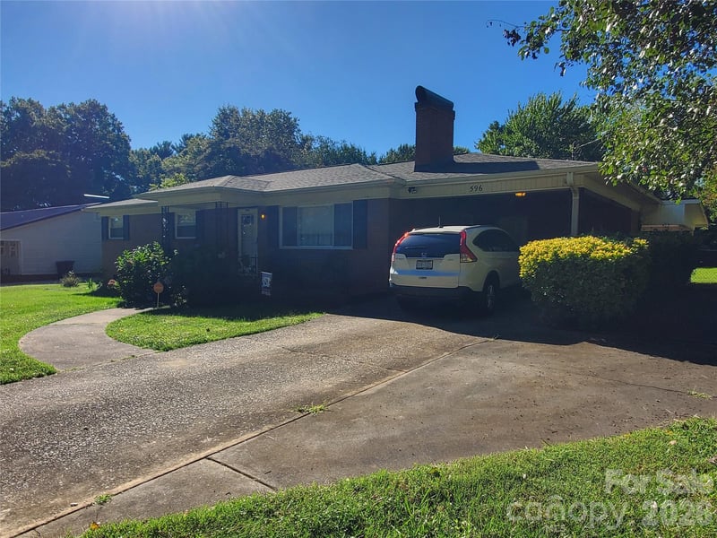 596 Georgia Ave, Statesville, NC 28677