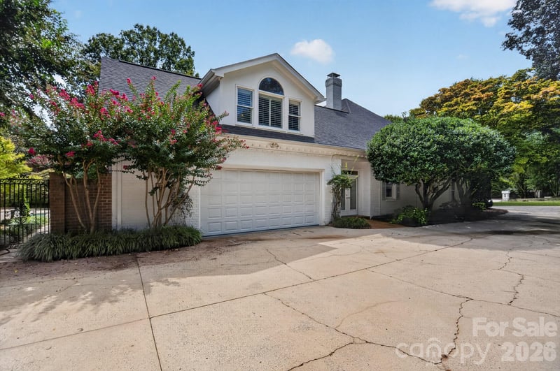 3747 Moorland Dr, Charlotte, NC 28226