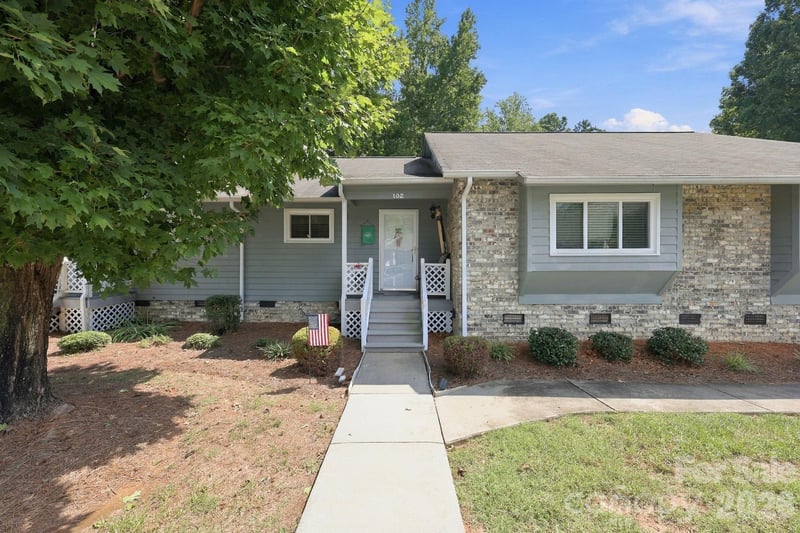102 Wellington Hills Cir, Salisbury, NC 28147