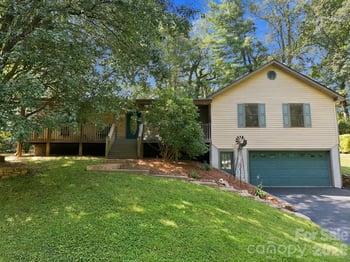 6 Cisco Rd, Asheville, NC 28805