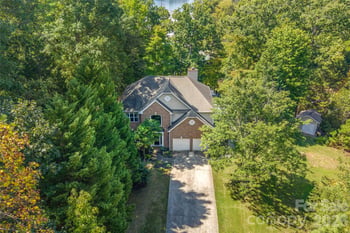 13934 Kings Carriage Ln, Charlotte, NC 28278
