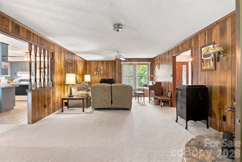 5559 Hillsdale St, Fort Lawn, SC 29714
