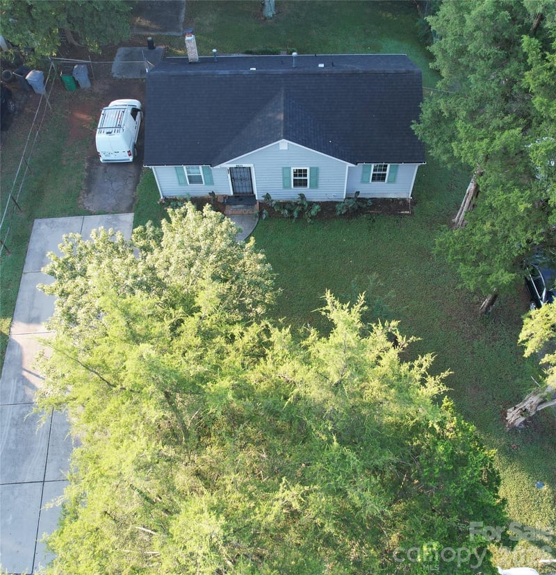 9821 Garth Wood Rd, Charlotte, NC 28273