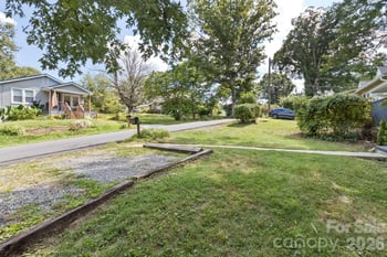 31 Wilmington Rd, Asheville, NC 28803