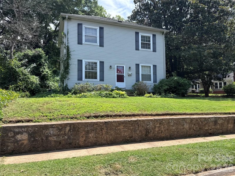 614 Neil St, Gastonia, NC 28052