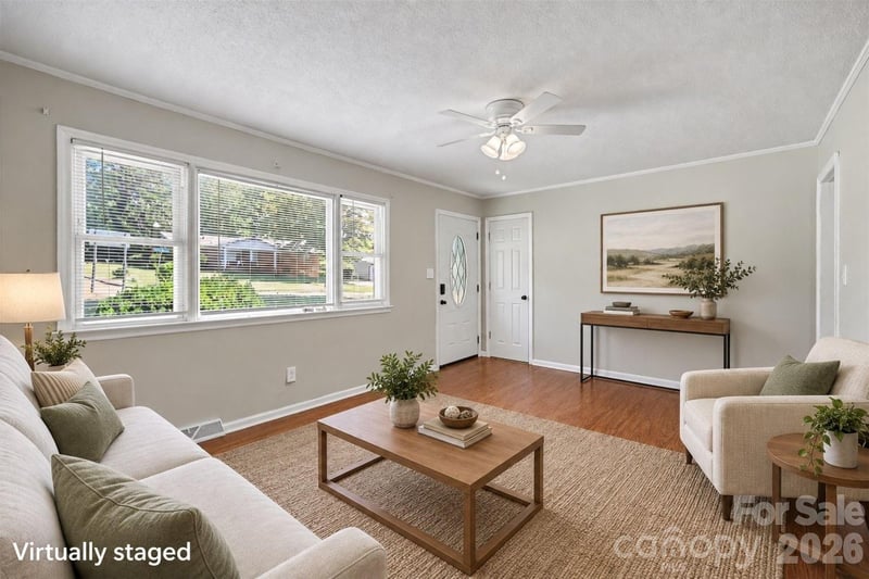 829 Vancouver Ln, Gastonia, NC 28052