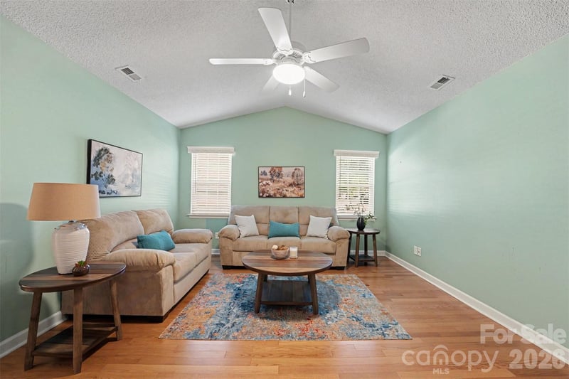124 Keswick Ln, Mooresville, NC 28117