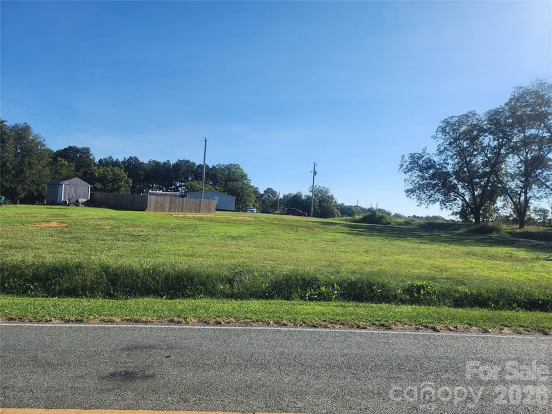5304 State Line Rd, Marshville, NC 28103
