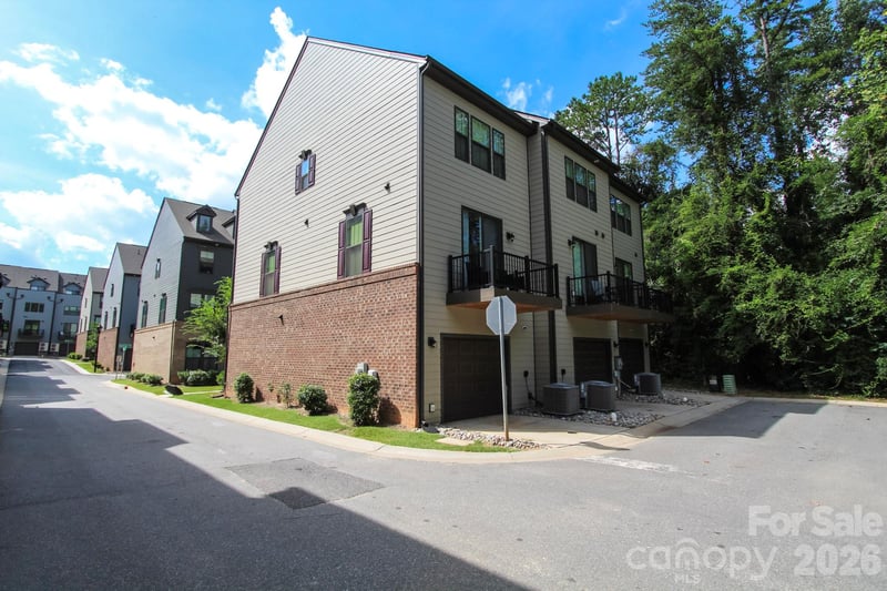 505 Cubitt Ct, Charlotte, NC 28205