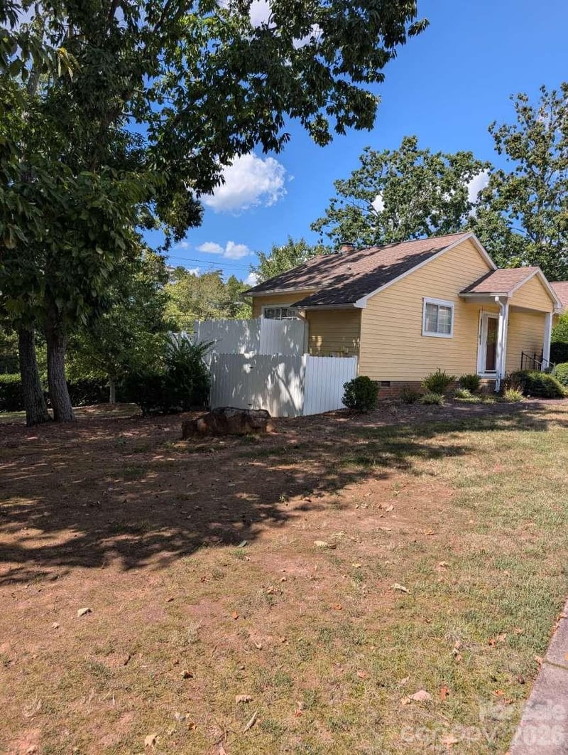 1650 Robins Nest Ct #A, Gastonia, NC 28054