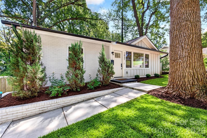 1837 Camp Greene St, Charlotte, NC 28208
