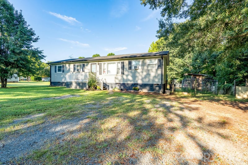 106 Courtney Ln, Salisbury, NC 28146