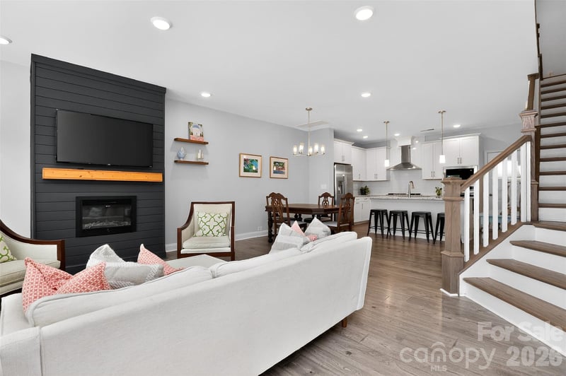 3121 Ada Mill Al, Charlotte, NC 28205