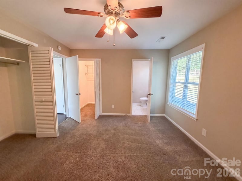 6009 Lanai Ln, Tega Cay, SC 29708