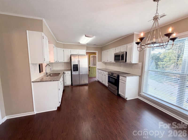 6009 Lanai Ln, Tega Cay, SC 29708