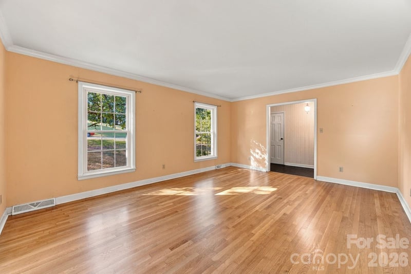 7416 Folger Dr, Charlotte, NC 28226