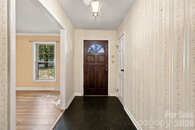 7416 Folger Dr, Charlotte, NC 28226