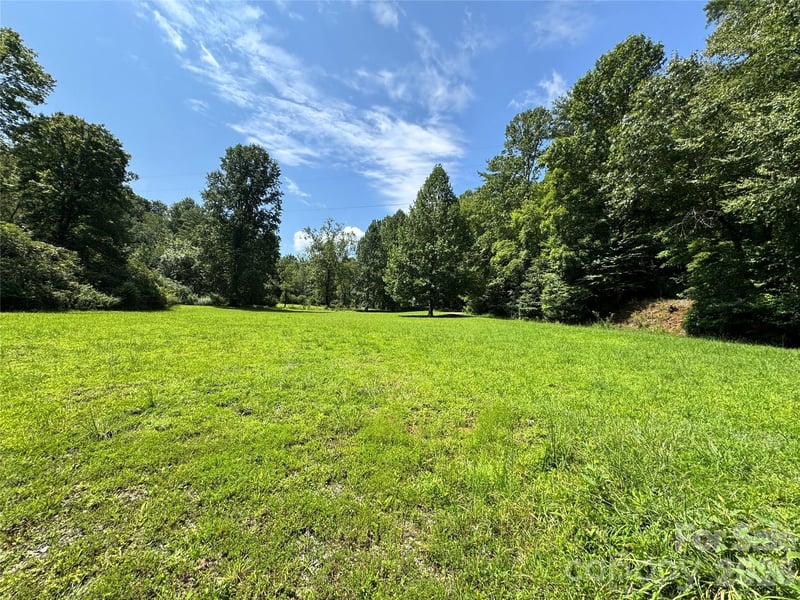 361 Rooster Cv, Brevard, NC 28712
