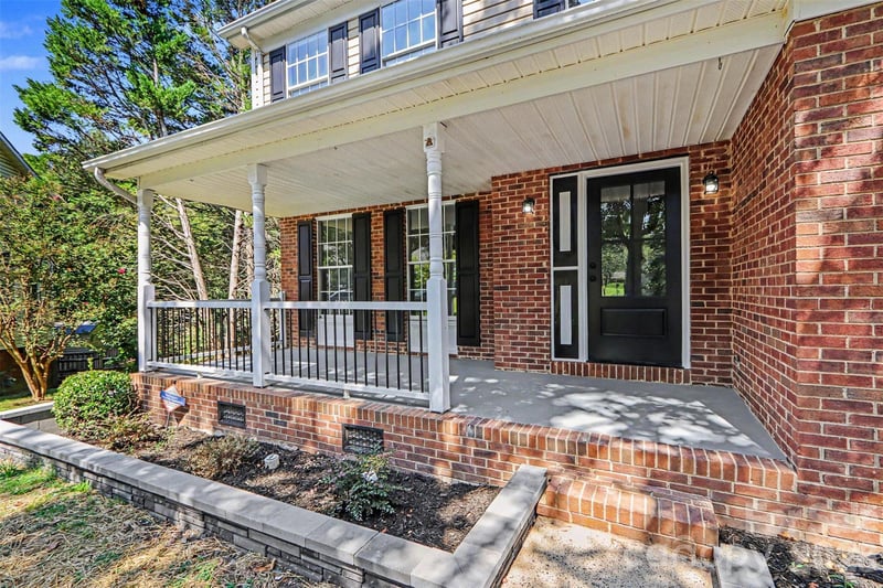 10740 Roxbury Ct, Charlotte, NC 28214