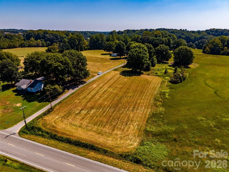4222 N Nc 16 Hw, Conover, NC 28613