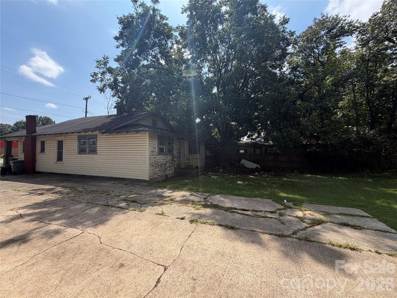 813 N Long St, Salisbury, NC 28144