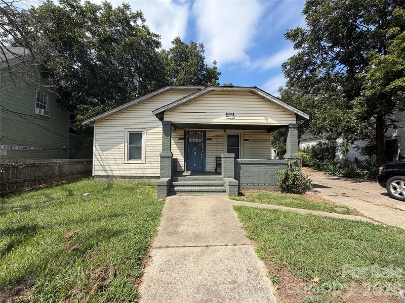 813 N Long St, Salisbury, NC 28144