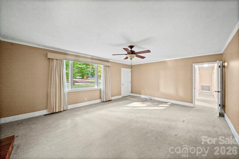 2019 Carol Dr, Gastonia, NC 28054