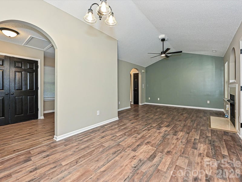 4621 Victory Ln, Charlotte, NC 28269