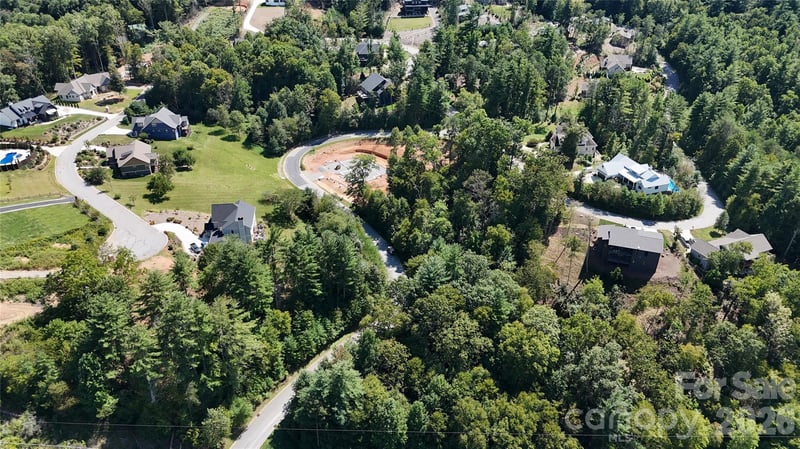 27 Heritage Park Dr, Fairview, NC 28730