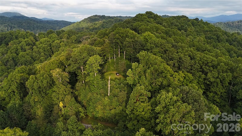 200 and 201 Fern Hill Dr, Mars Hill, NC 28754