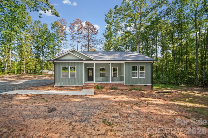 1635 Rollingwood Dr, Kannapolis, NC 28081