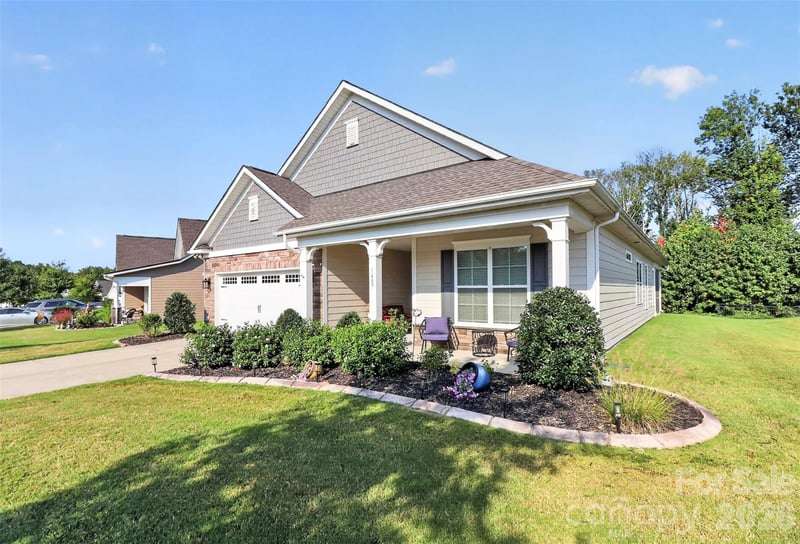 1407 Curling Creek Dr, Indian Trail, NC 28079